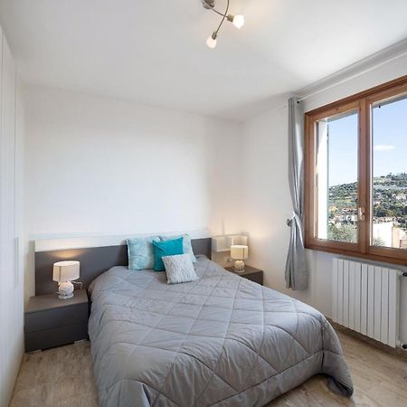 Seaview Apartment Imperia Exteriér fotografie