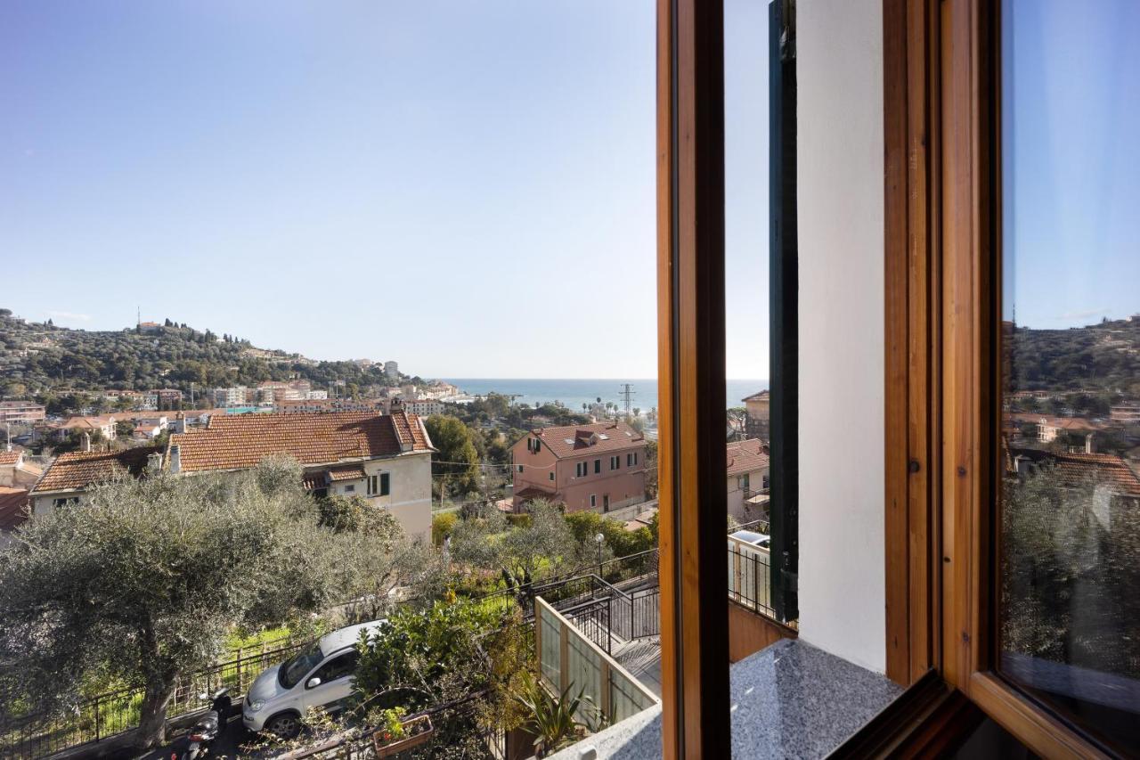 Seaview Apartment Imperia Exteriér fotografie